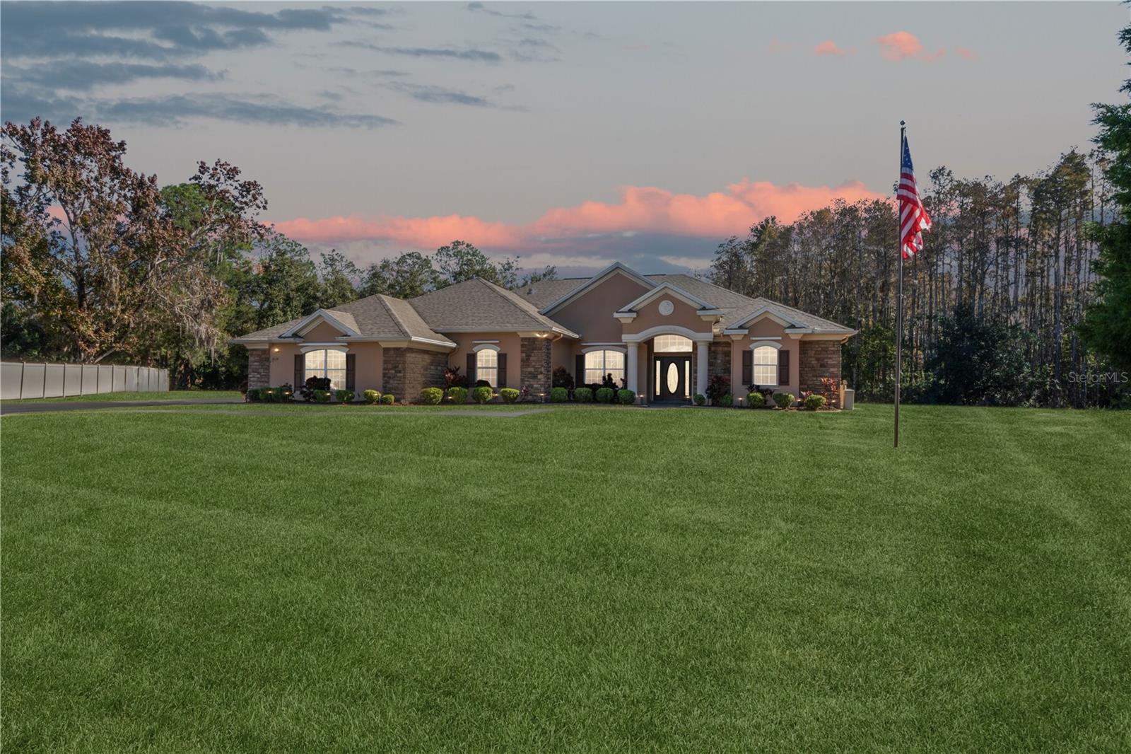 CYPRESS KNOLLS - Residential
