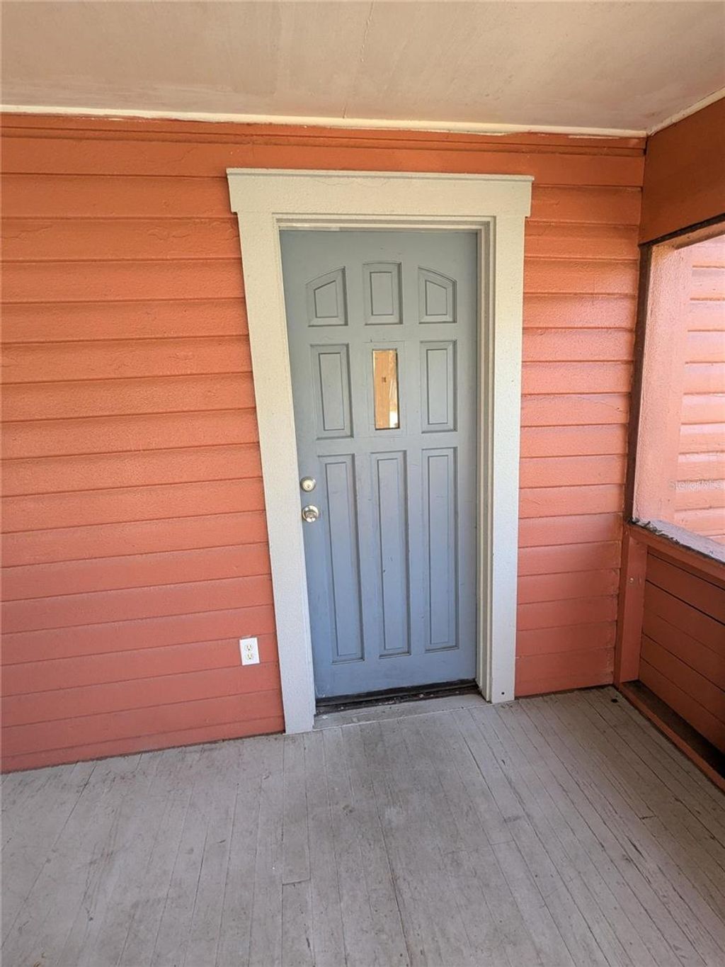 Photo of 1734 Newark Street S, St Petersburg, FL 33711 (MLS # O6390669)