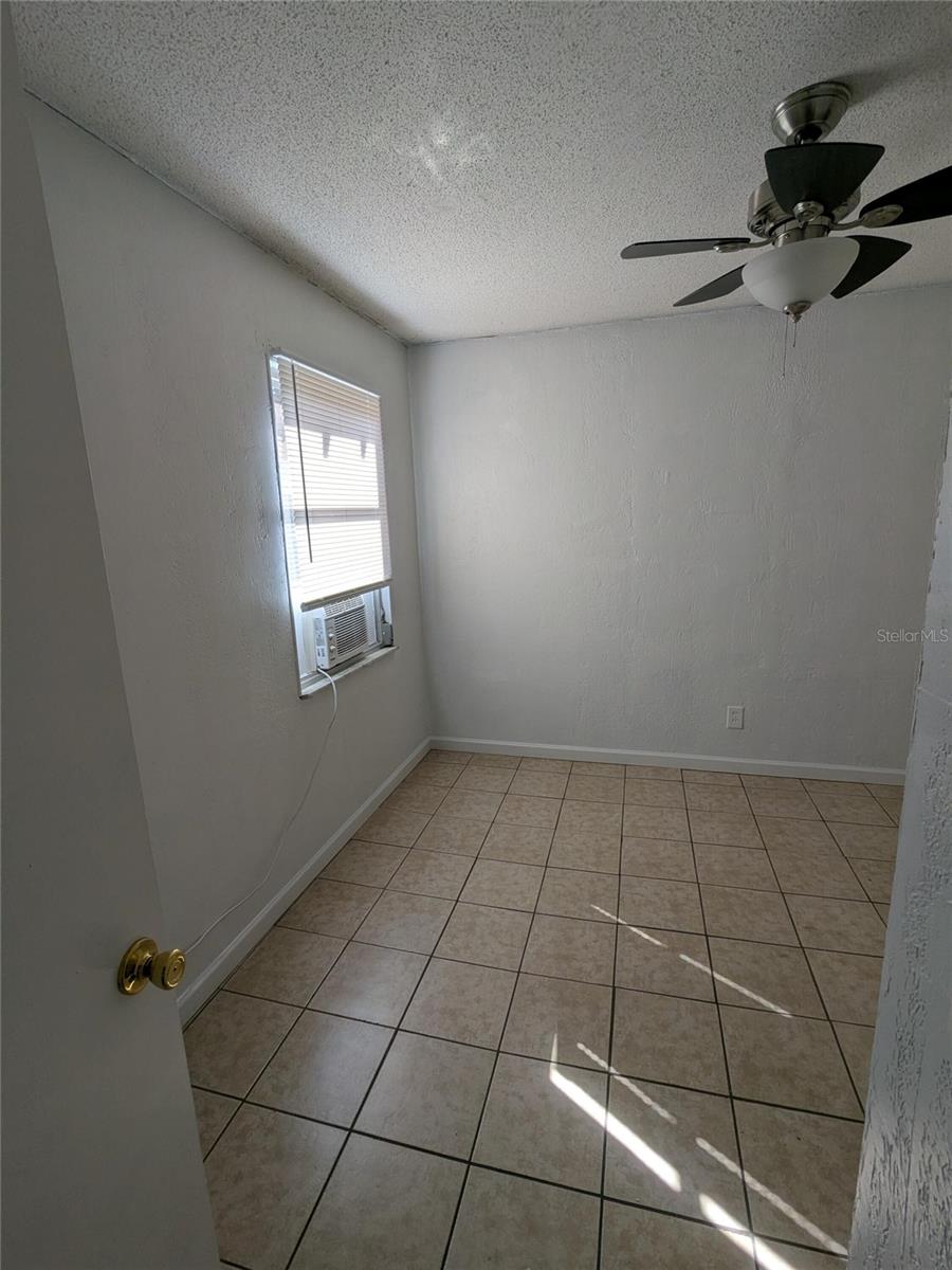 ST PETERSBURG INVESTMENT COS ADD TO OAK PARK - Residential