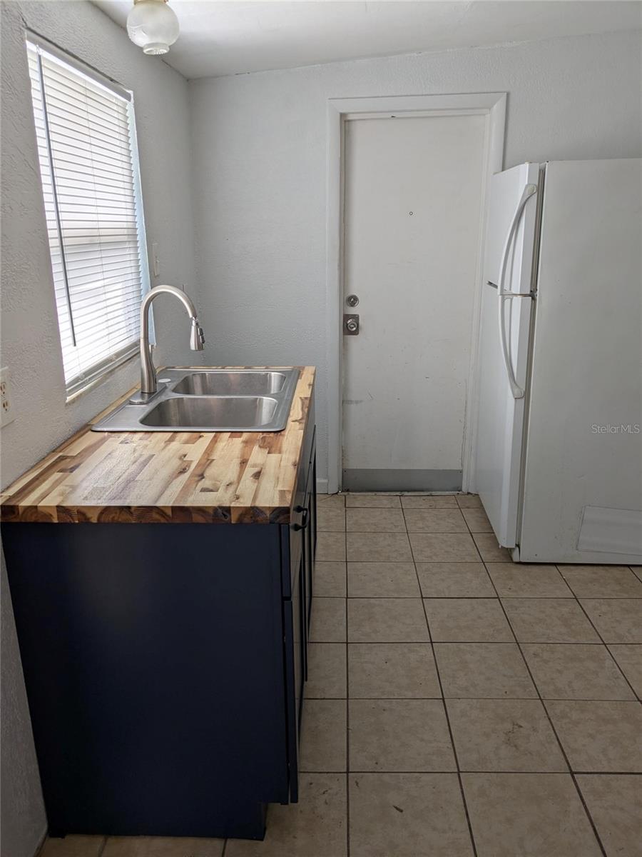 ST PETERSBURG INVESTMENT COS ADD TO OAK PARK - Residential