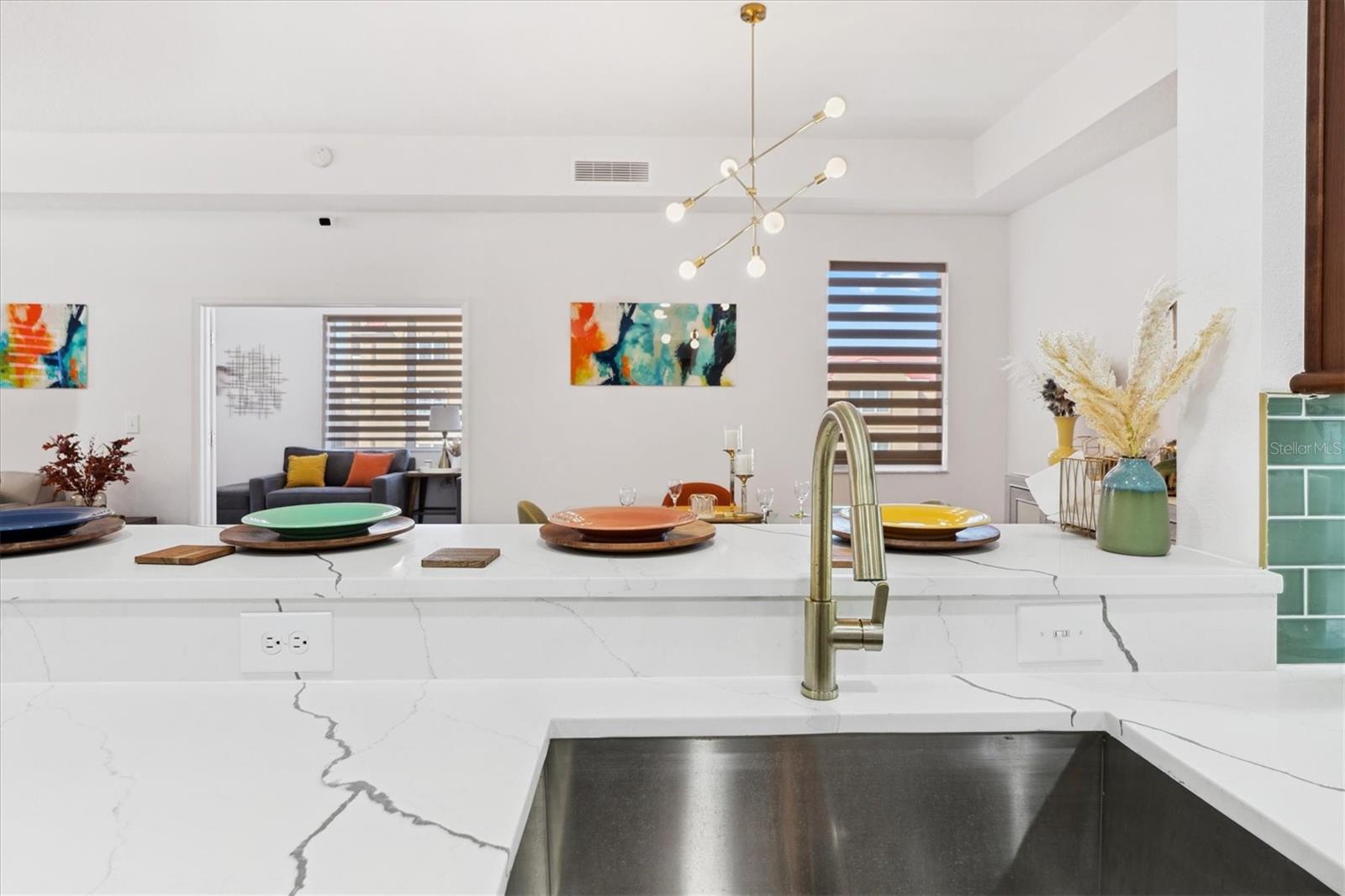 WELLS COURT CONDO ASSOC INC - Residential Lease