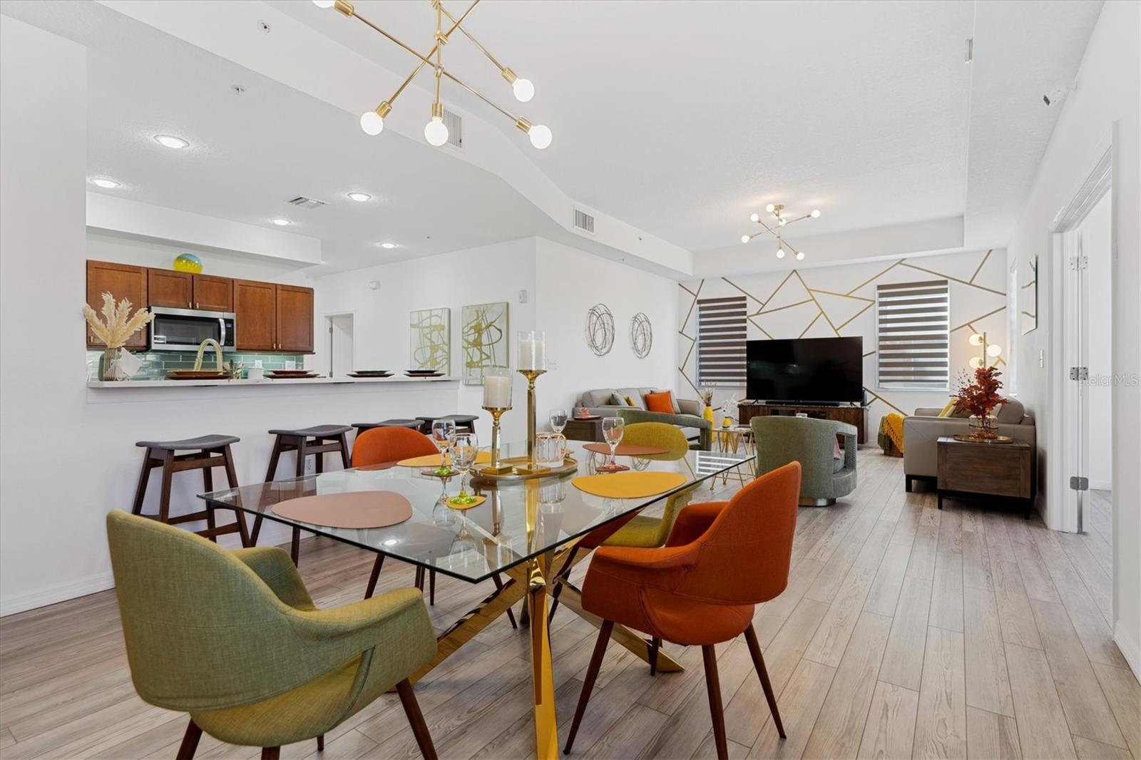 WELLS COURT CONDO ASSOC INC - Residential Lease