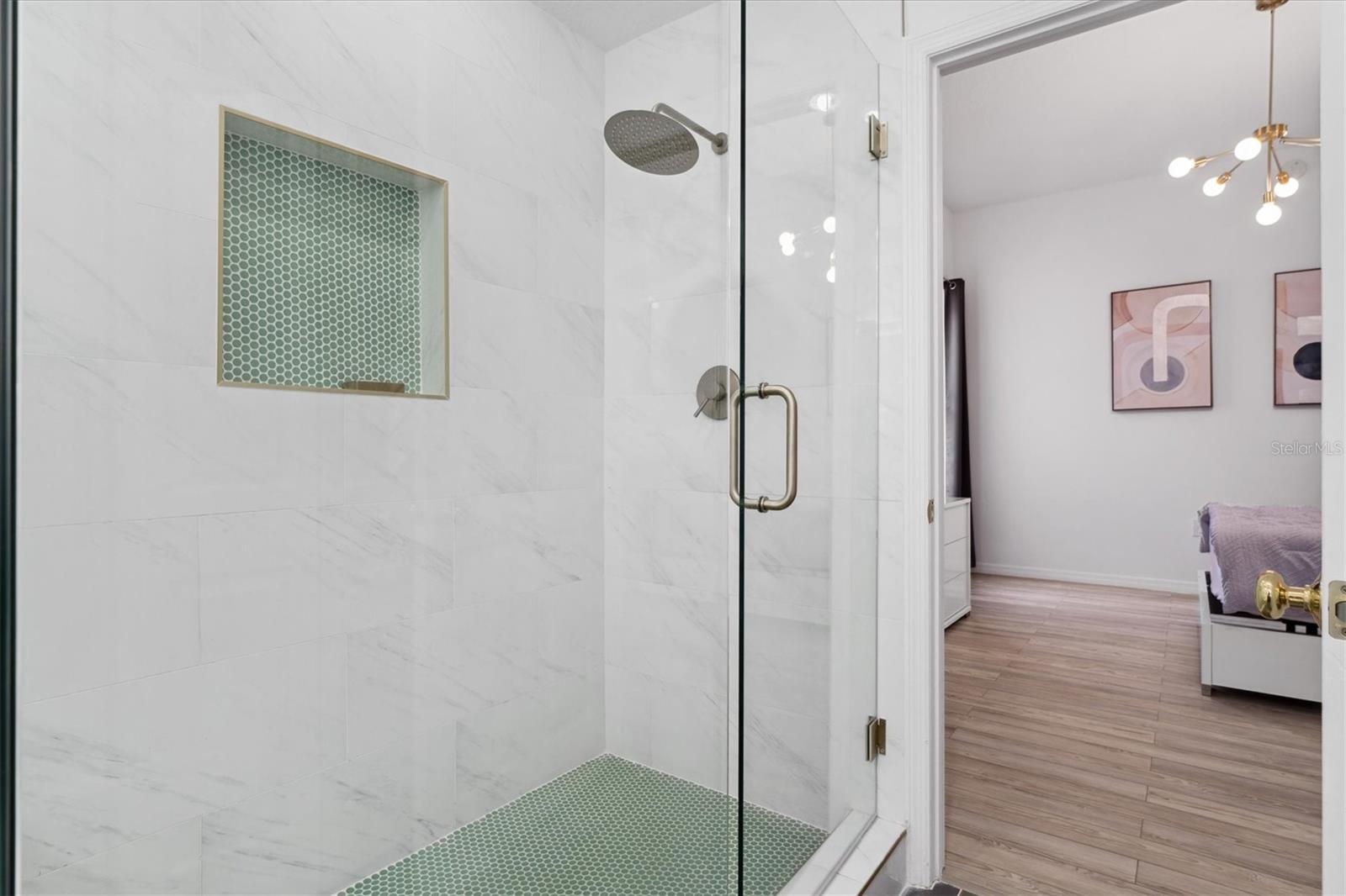 WELLS COURT CONDO ASSOC INC - Residential Lease