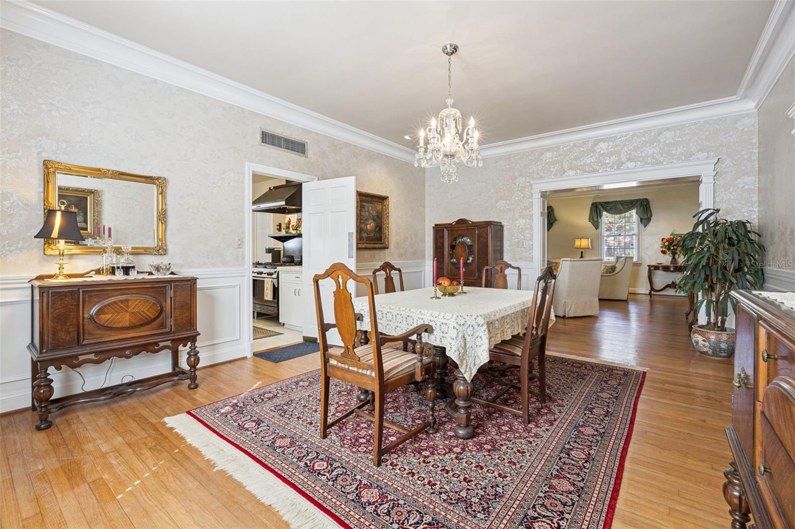 OAKLAND - Residential