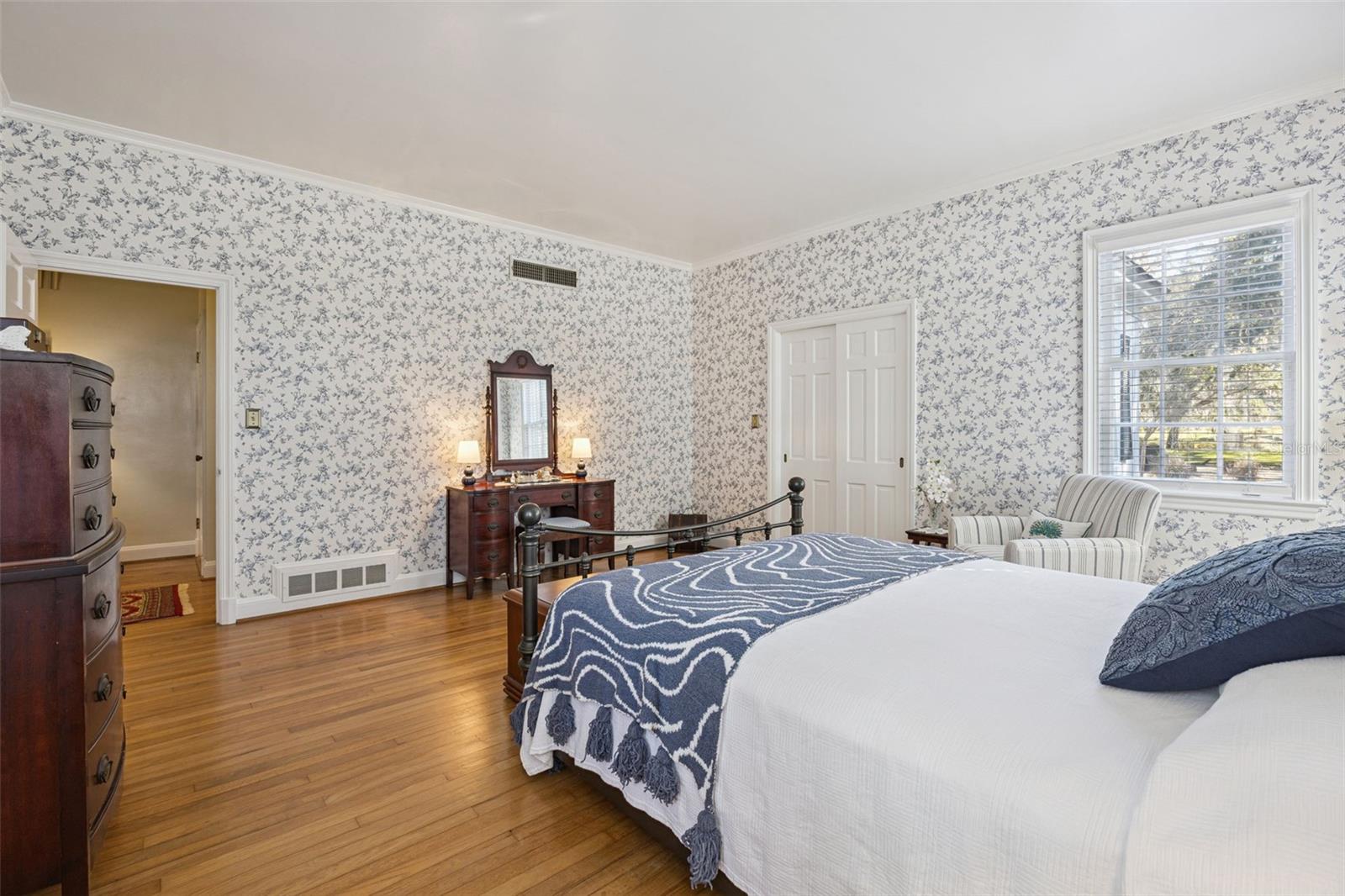 OAKLAND - Residential