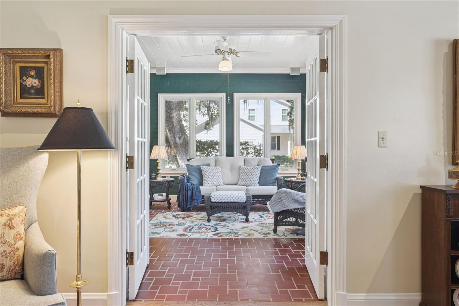 OAKLAND - Residential