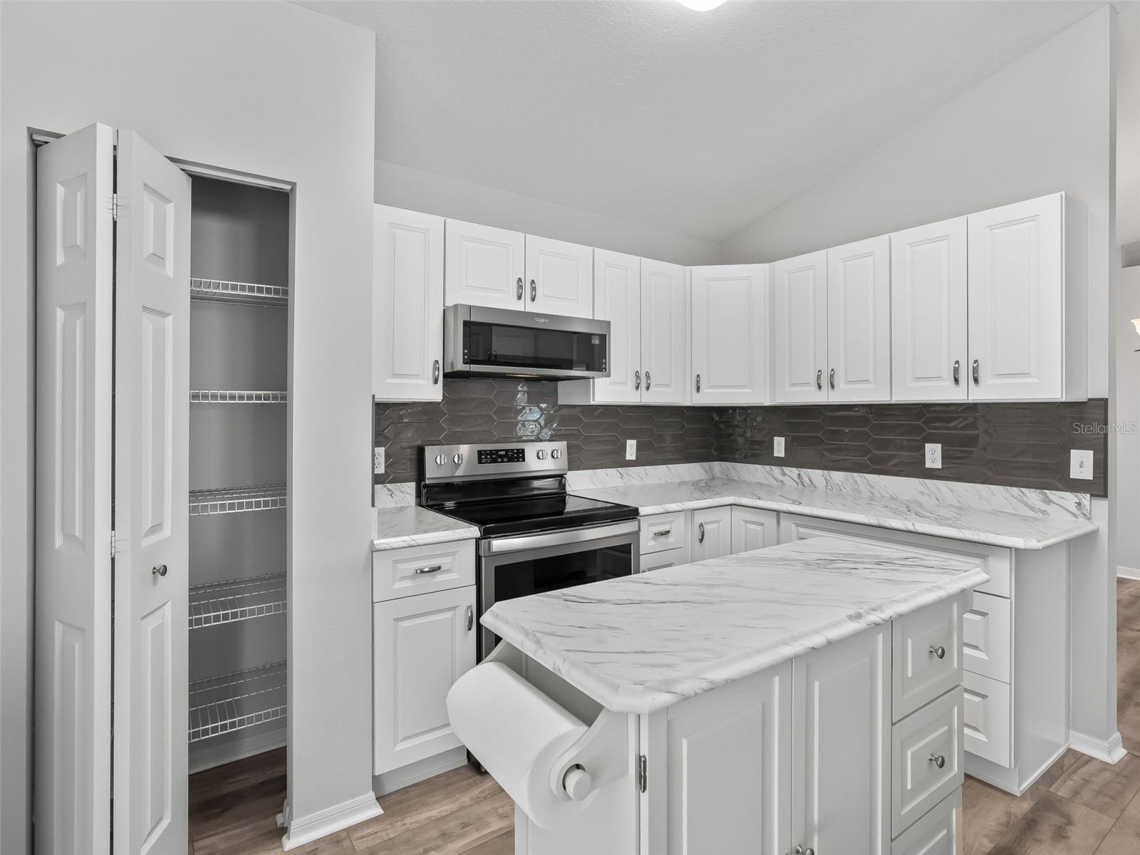 STONECREST - Residential