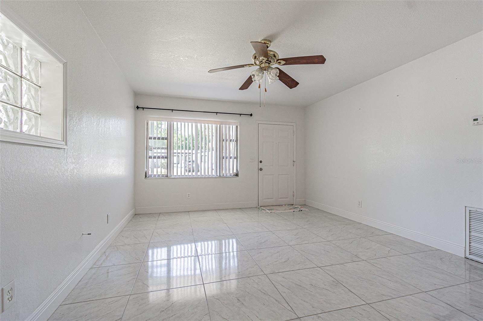 TOWNN COUNTRY PARK UN 07 - Residential