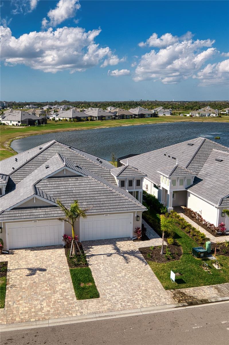 WATERCOLOR PLACE I - Residential