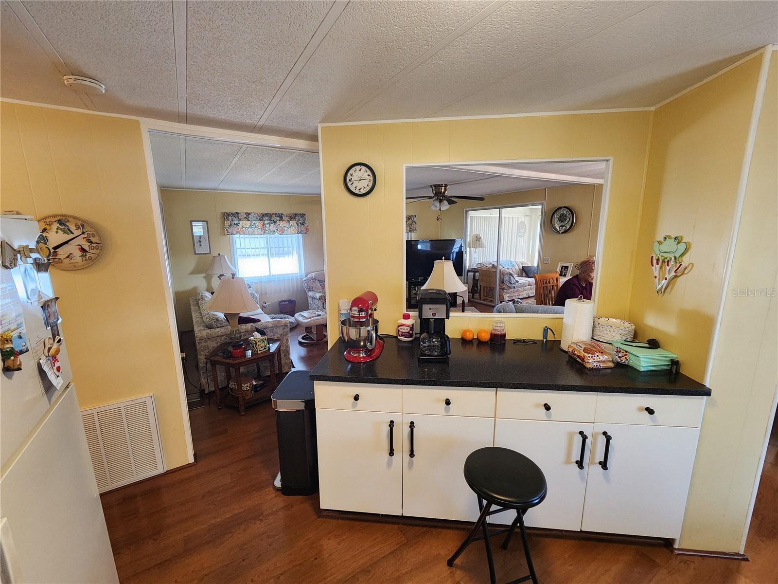 CHATEAU VILLAGE CO-OP - Residential