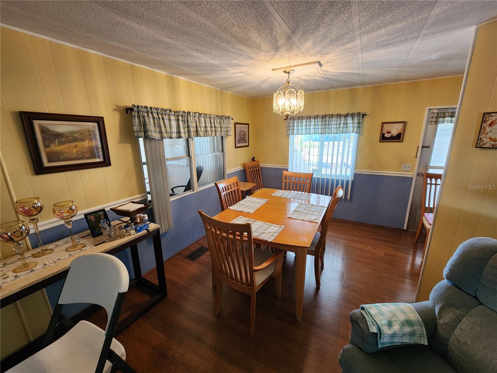 CHATEAU VILLAGE CO-OP - Residential