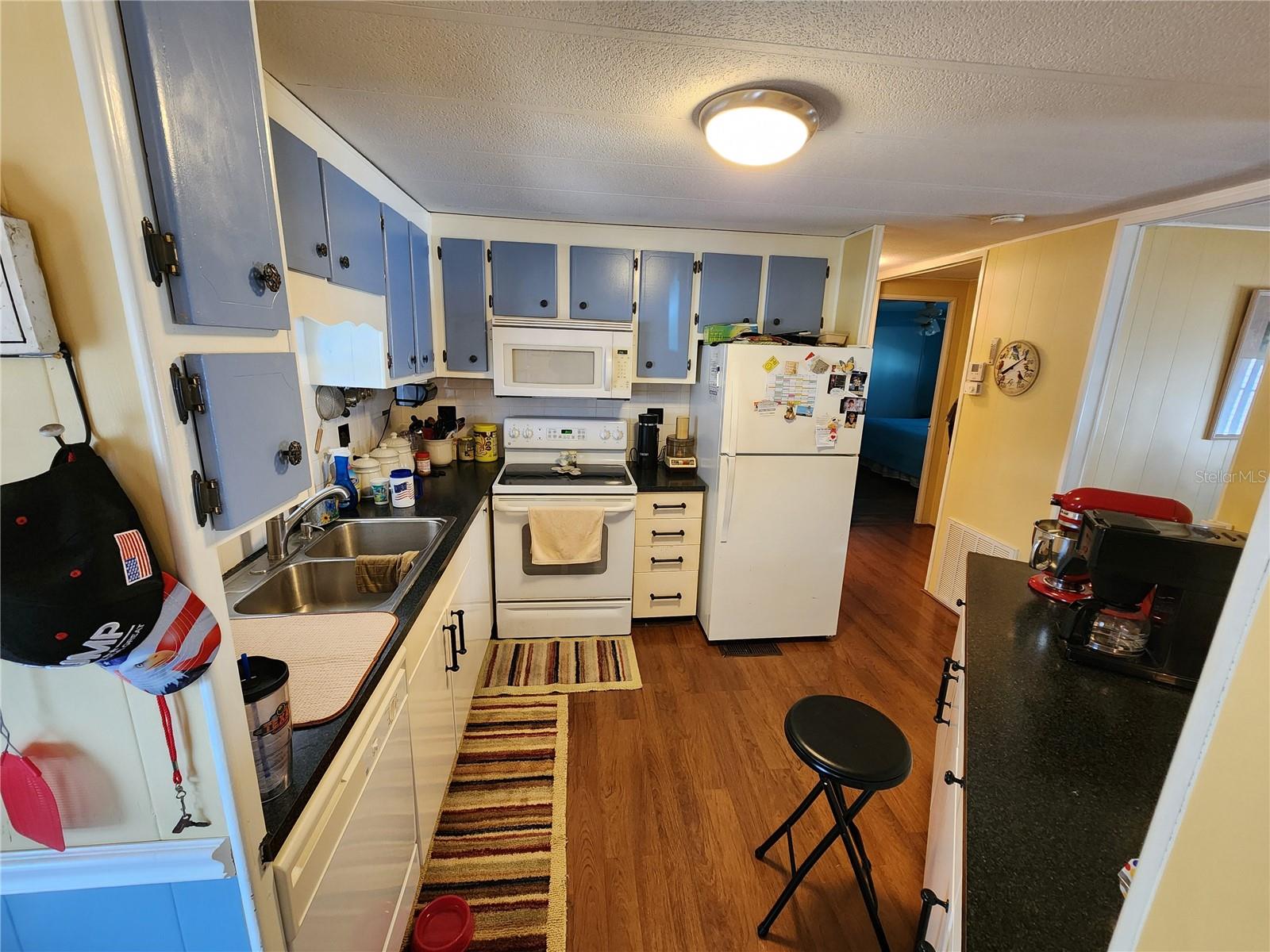 CHATEAU VILLAGE CO-OP - Residential