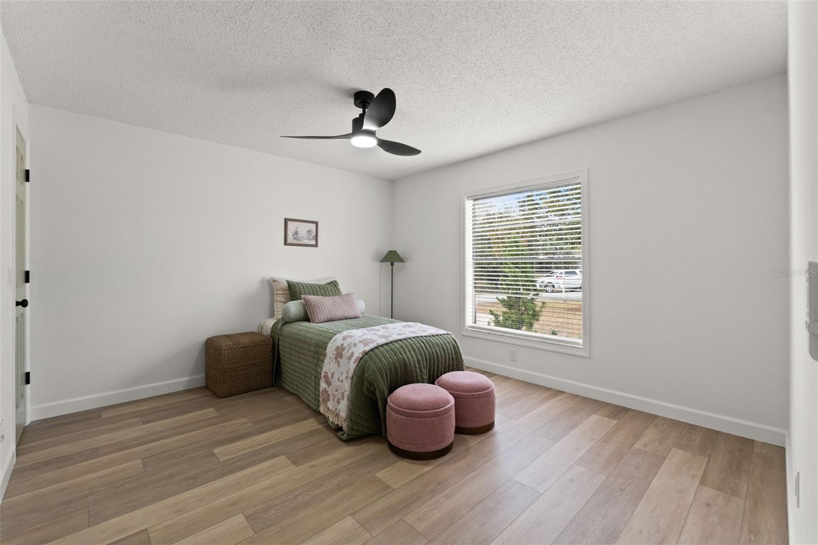 SPRING HILL UNIT 20 - Residential