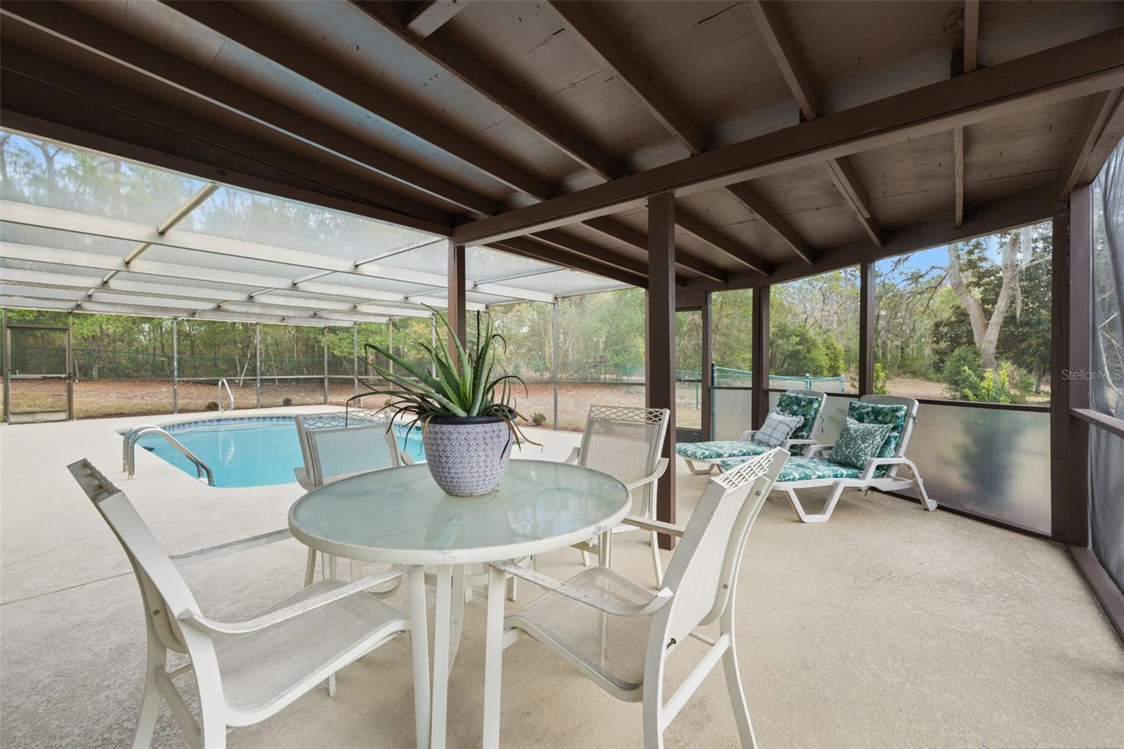 SPRING HILL UNIT 20 - Residential