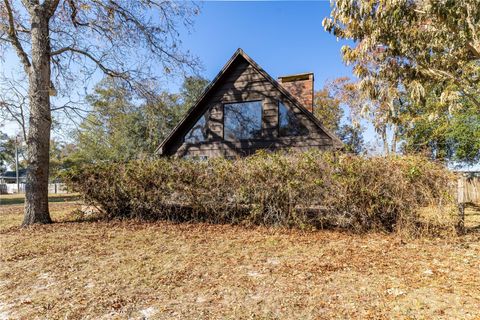 Photo of 40043 W 8th Avenue, Umatilla, FL 32784 (MLS # G5087378)