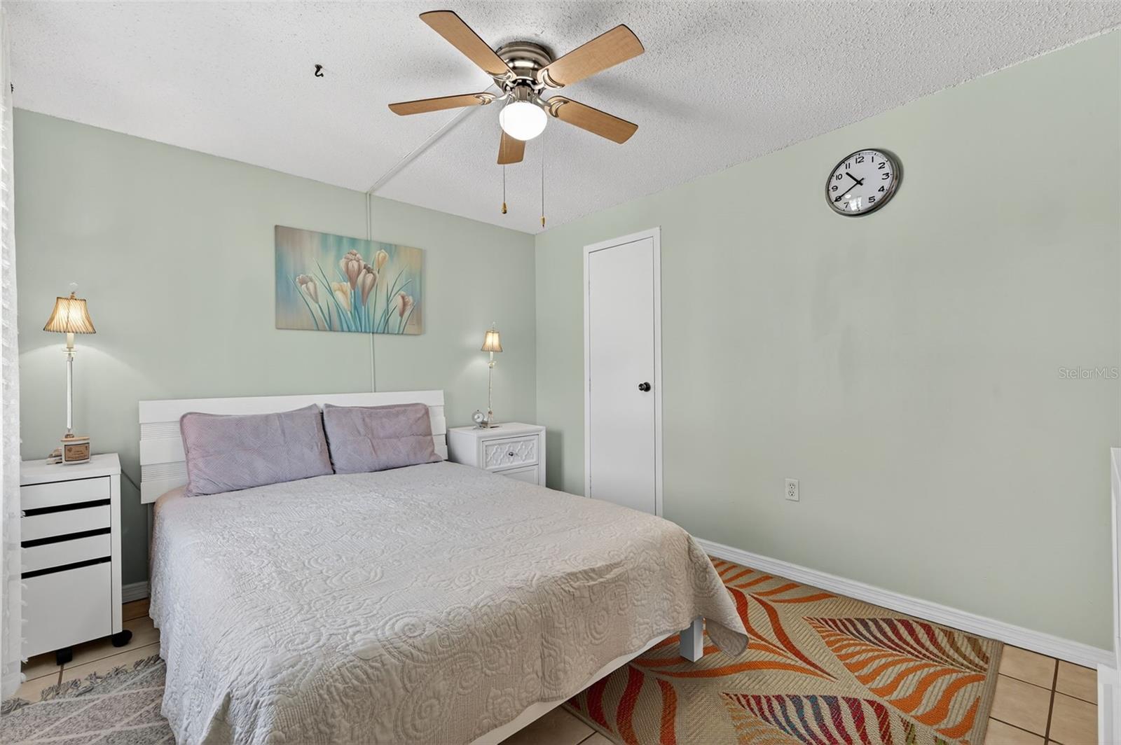 WOODSIDE VILLAGE CONDO - Residential