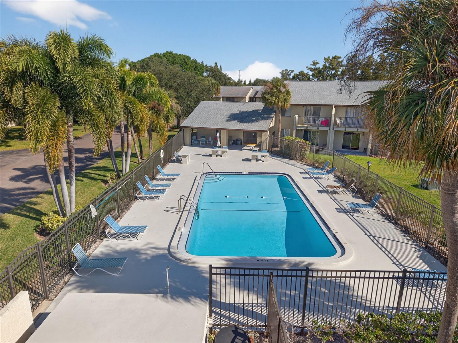 WOODSIDE VILLAGE CONDO - Residential