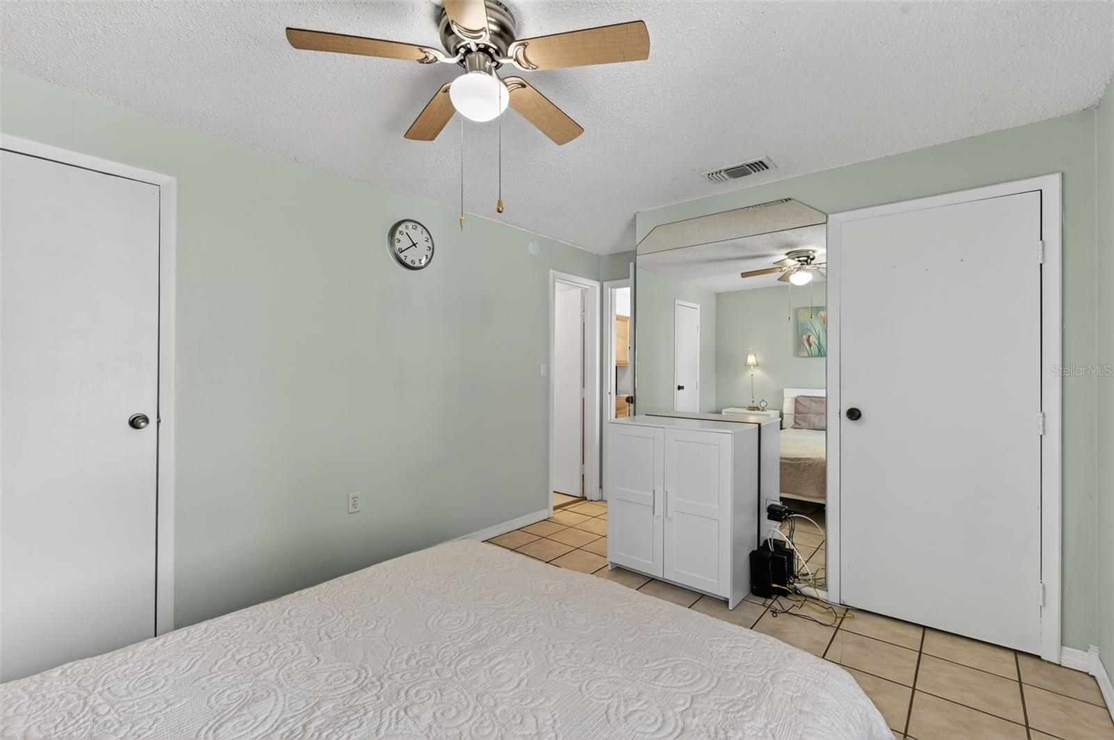 WOODSIDE VILLAGE CONDO - Residential