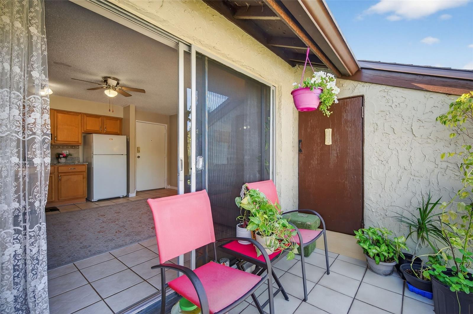 WOODSIDE VILLAGE CONDO - Residential