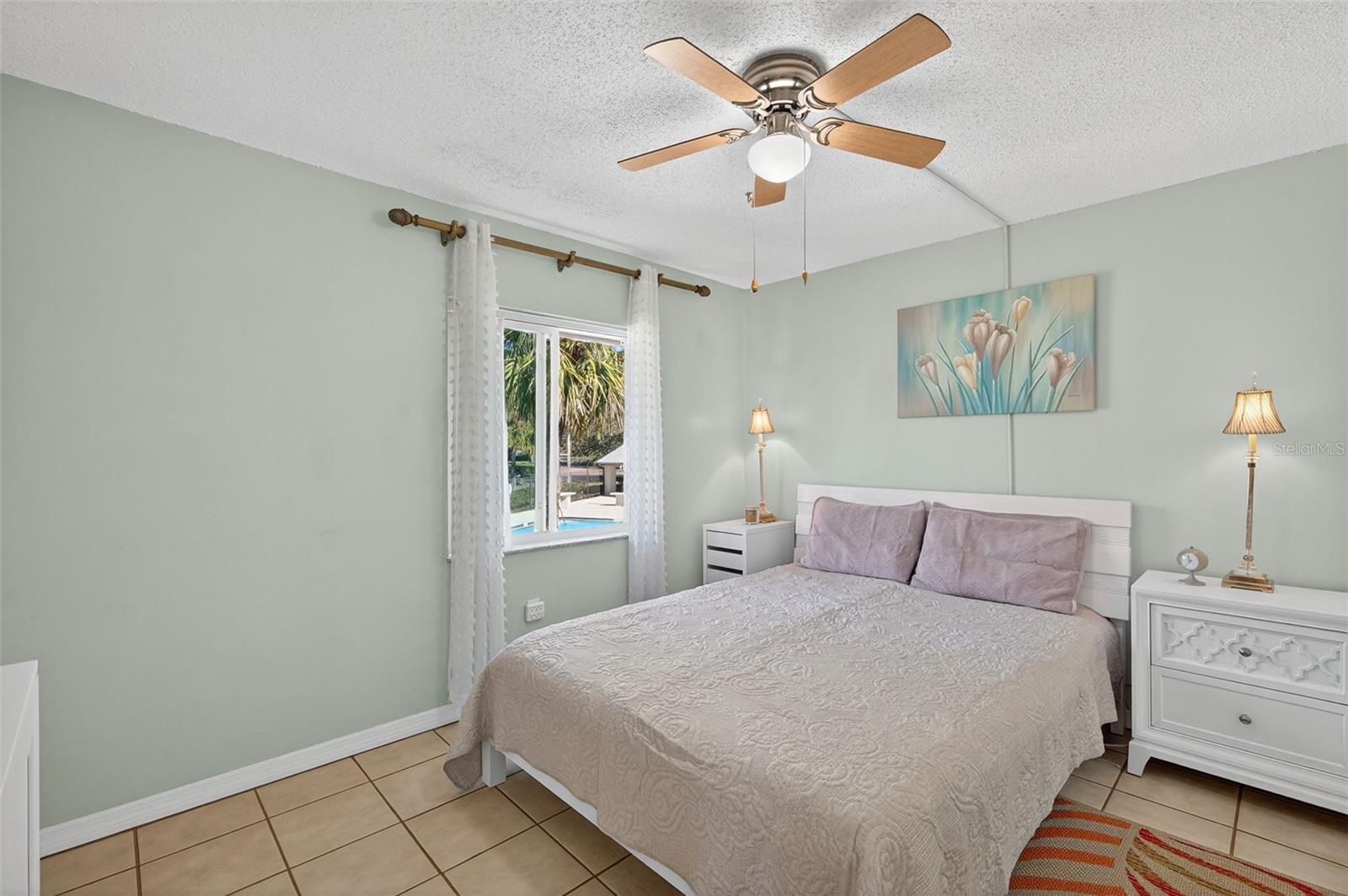 WOODSIDE VILLAGE CONDO - Residential