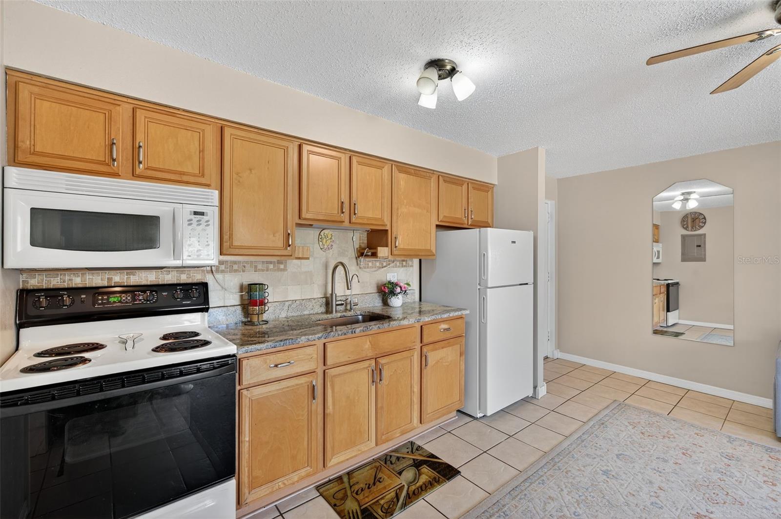 WOODSIDE VILLAGE CONDO - Residential