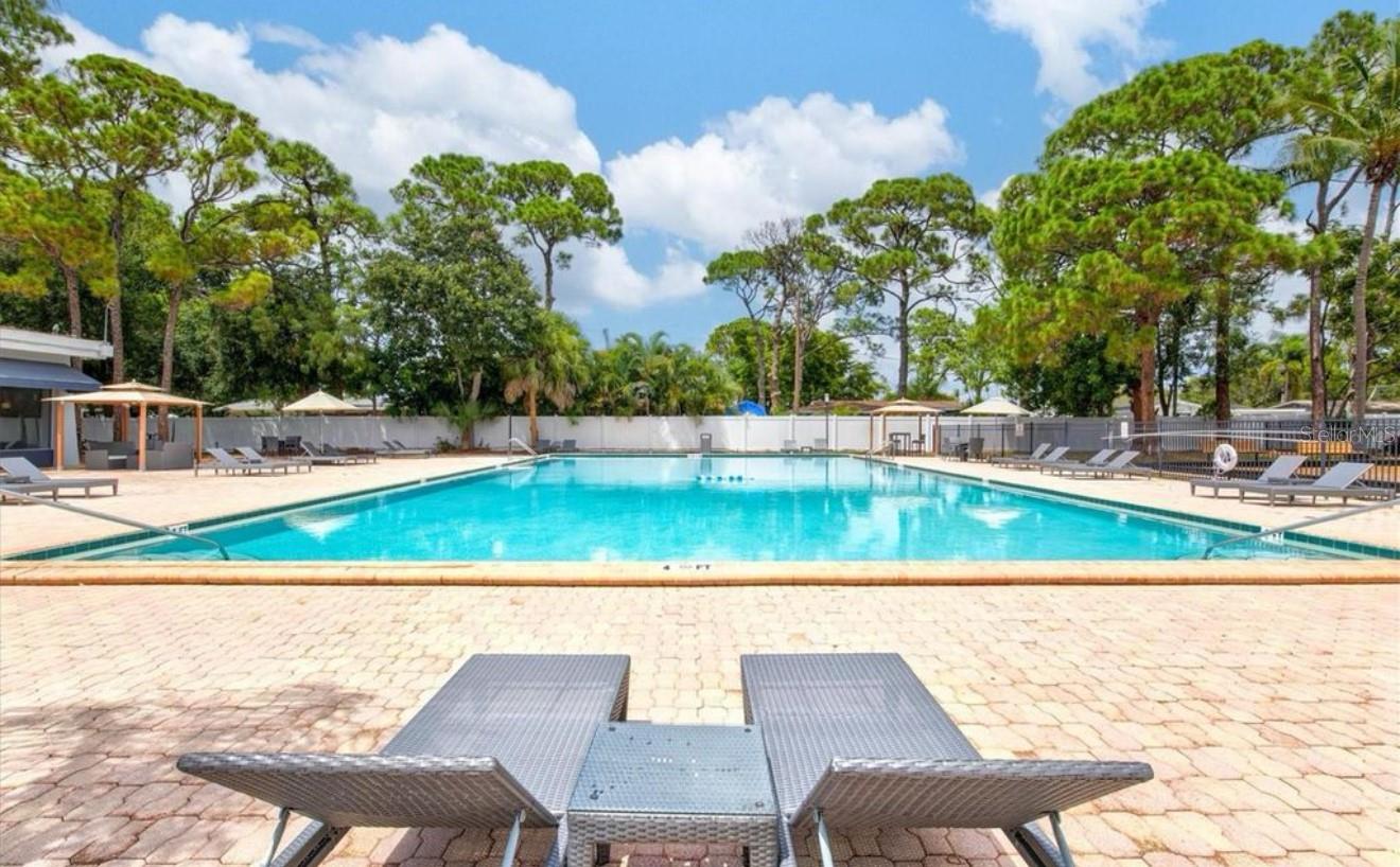 SARASOTA PALMS - Residential