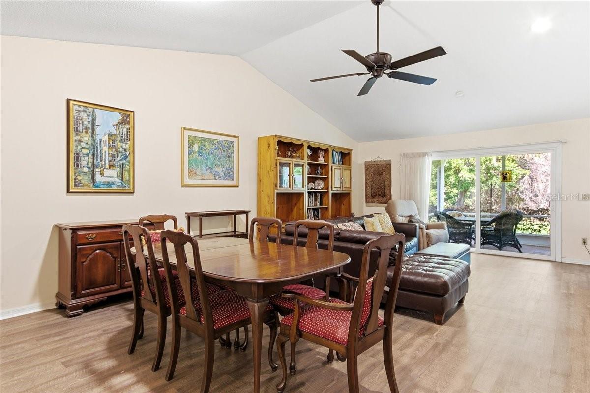 COUNTRY CLUB VILLAS RIO PINAR - Residential