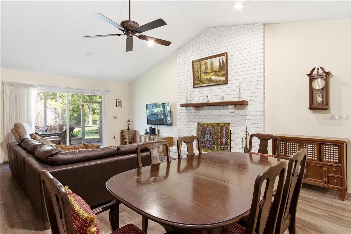 COUNTRY CLUB VILLAS RIO PINAR - Residential
