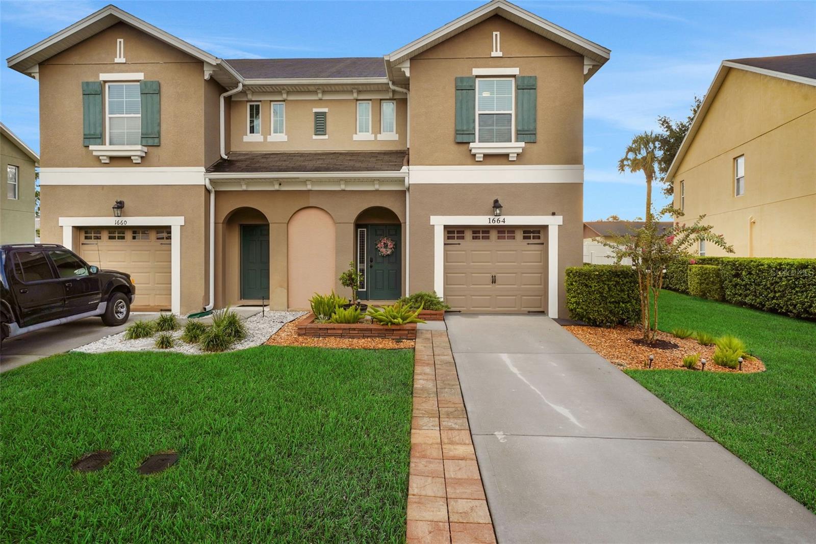 1664 PETERSON PLACE