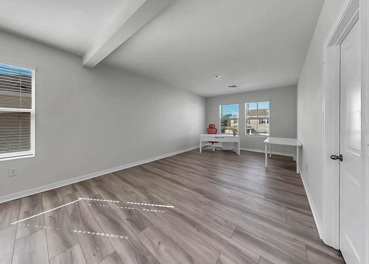 SOUTHERN OAKS PH I & II - Residential