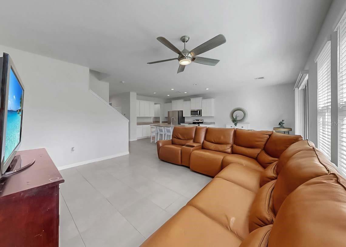 SOUTHERN OAKS PH I & II - Residential