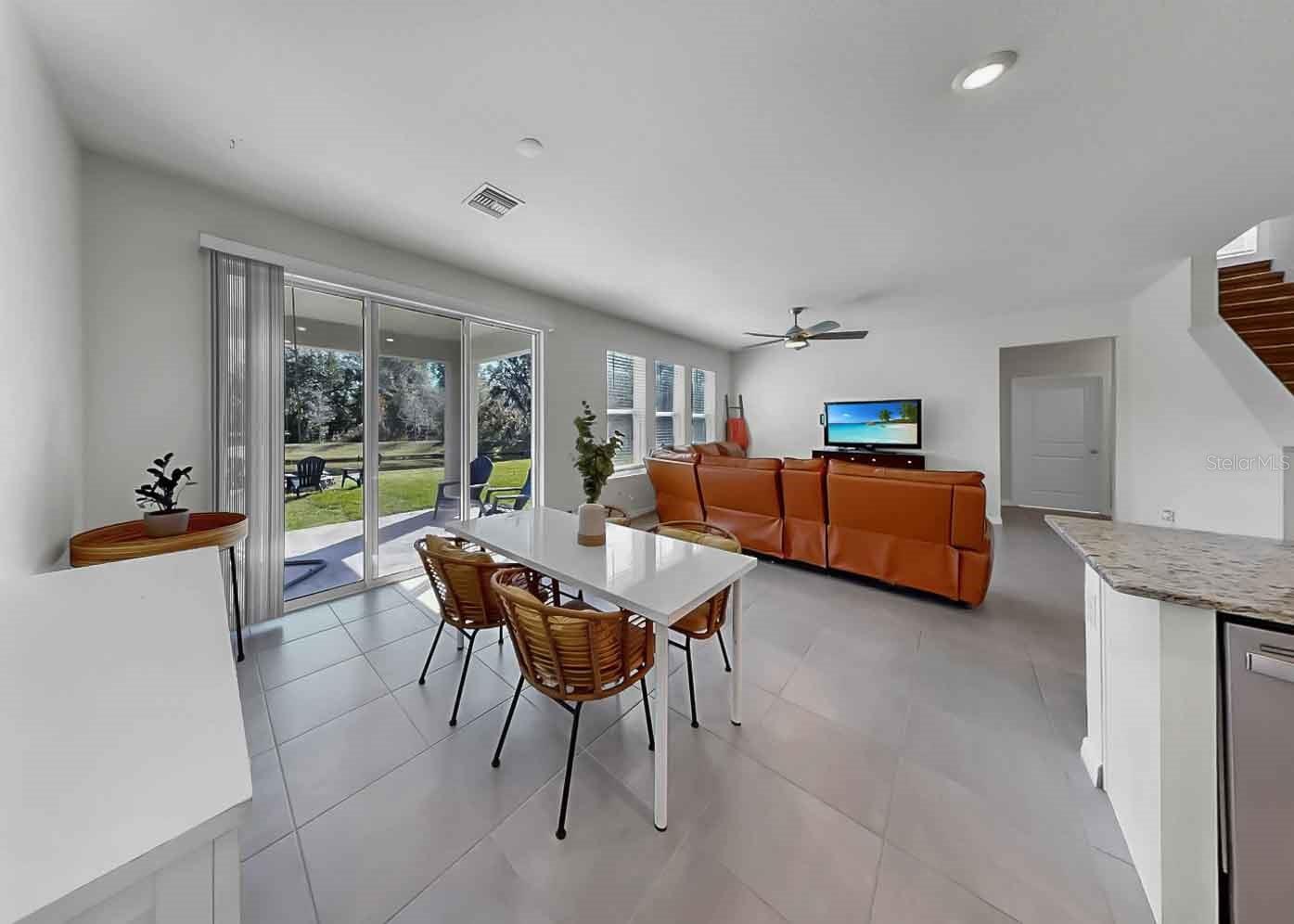 SOUTHERN OAKS PH I & II - Residential