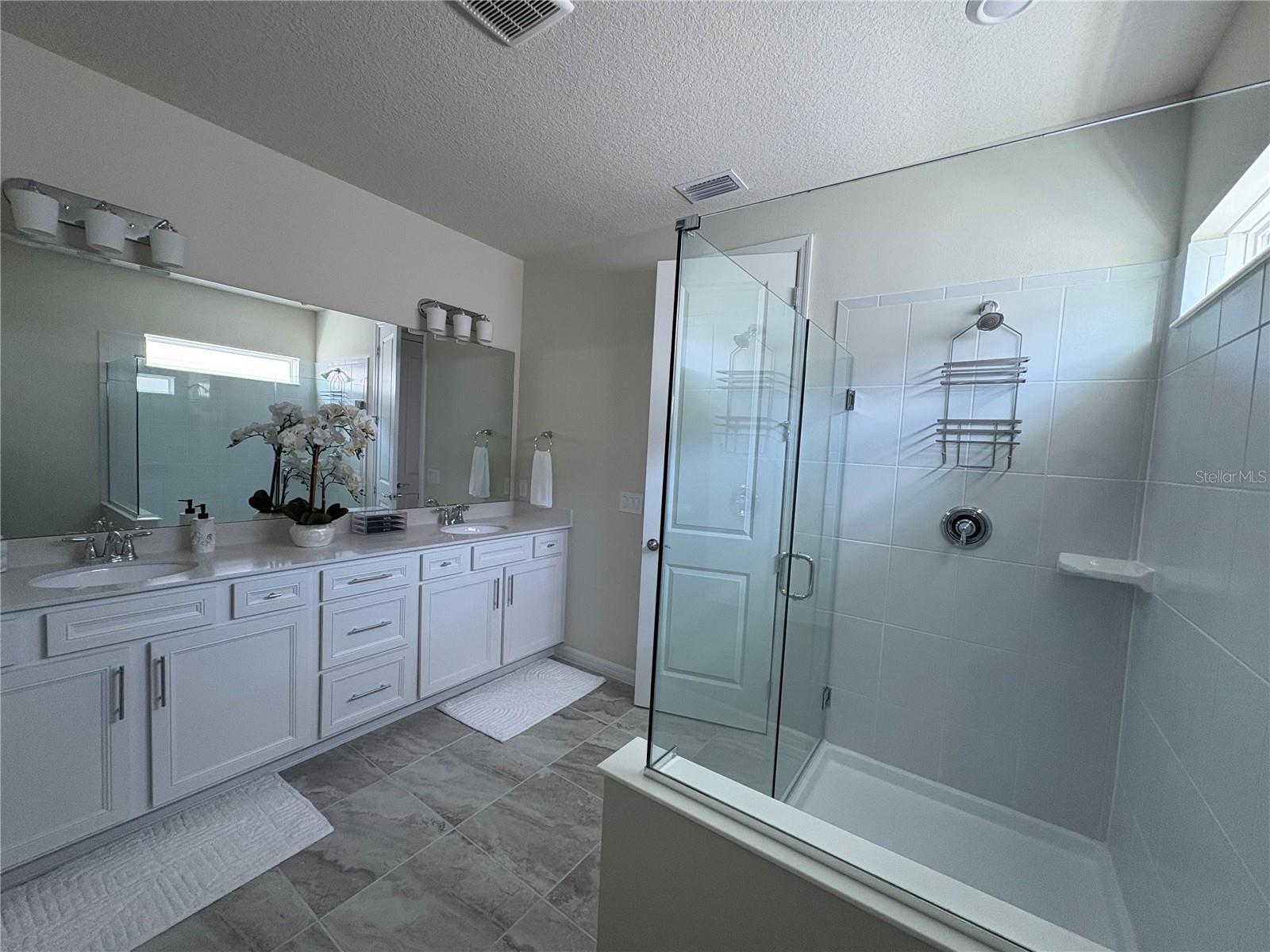 PARKVIEW RESERVE PH 1 - Residential Lease