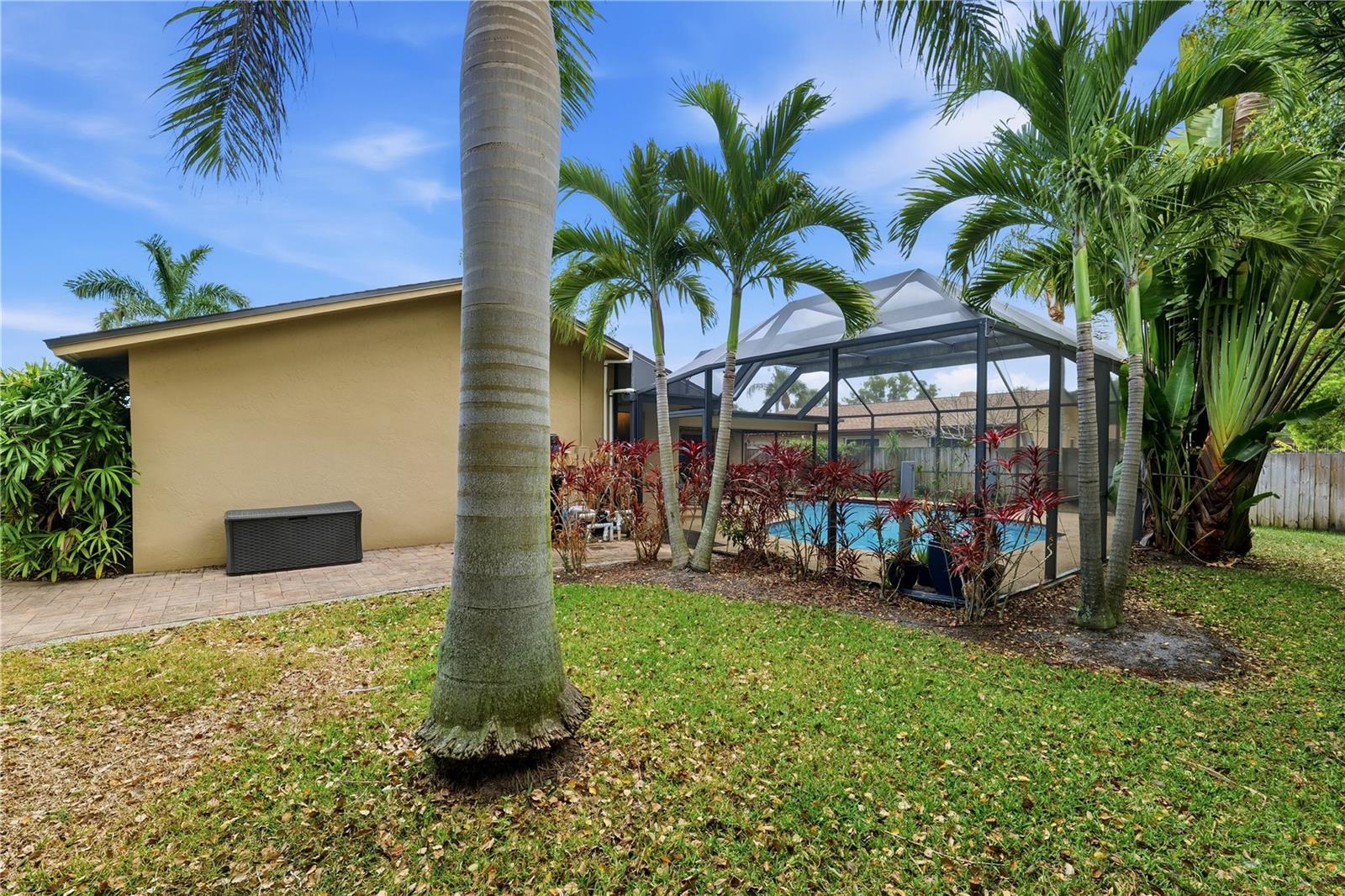 SEMINOLE GROVE ESTATES NORTHWEST ADDN-ALEXIS II - Residential