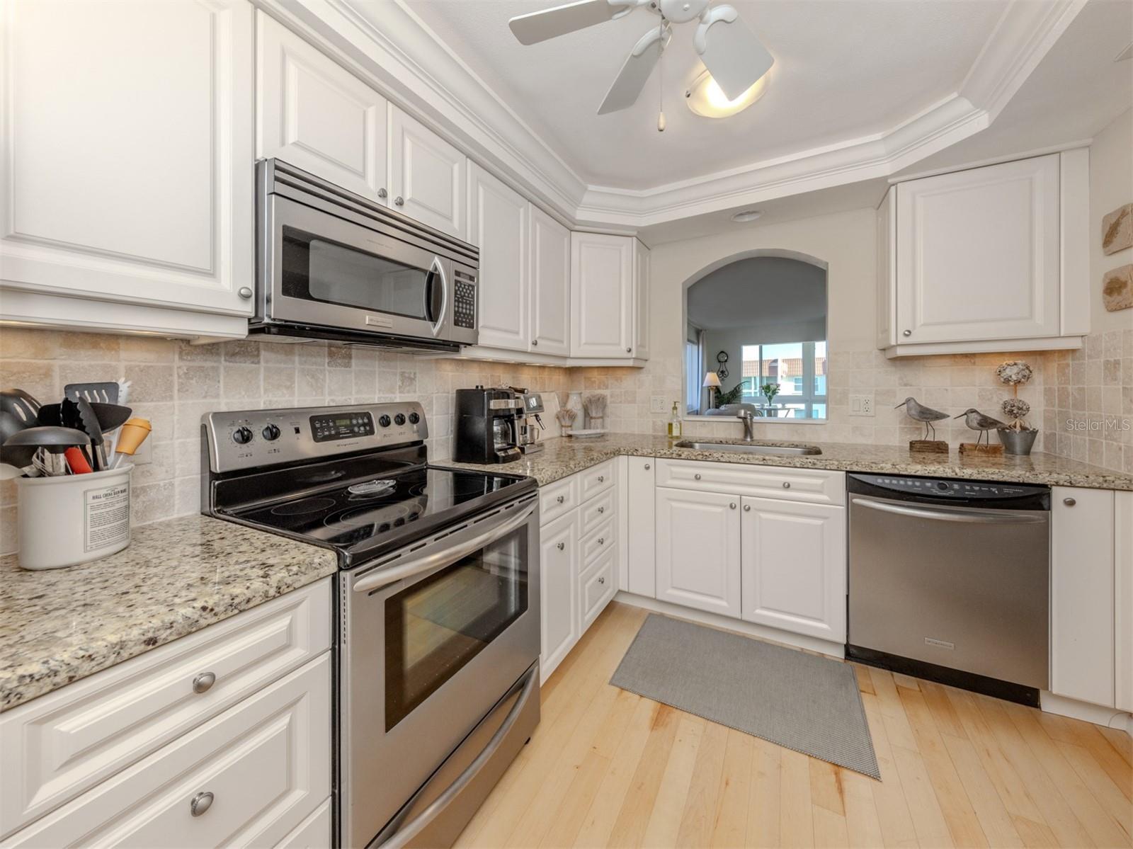 BELLA COSTA II - Residential