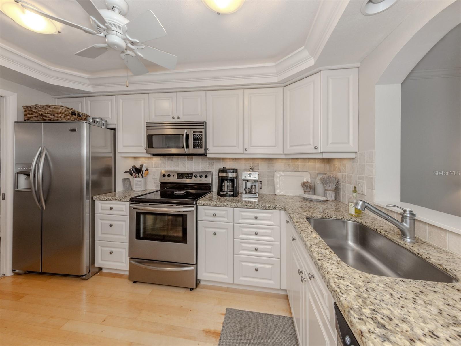 BELLA COSTA II - Residential