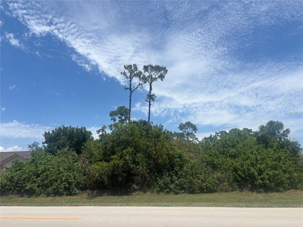 Photo of 26492 Notre Dame Boulevard, Punta Gorda, FL 33955 (MLS # C7525610)