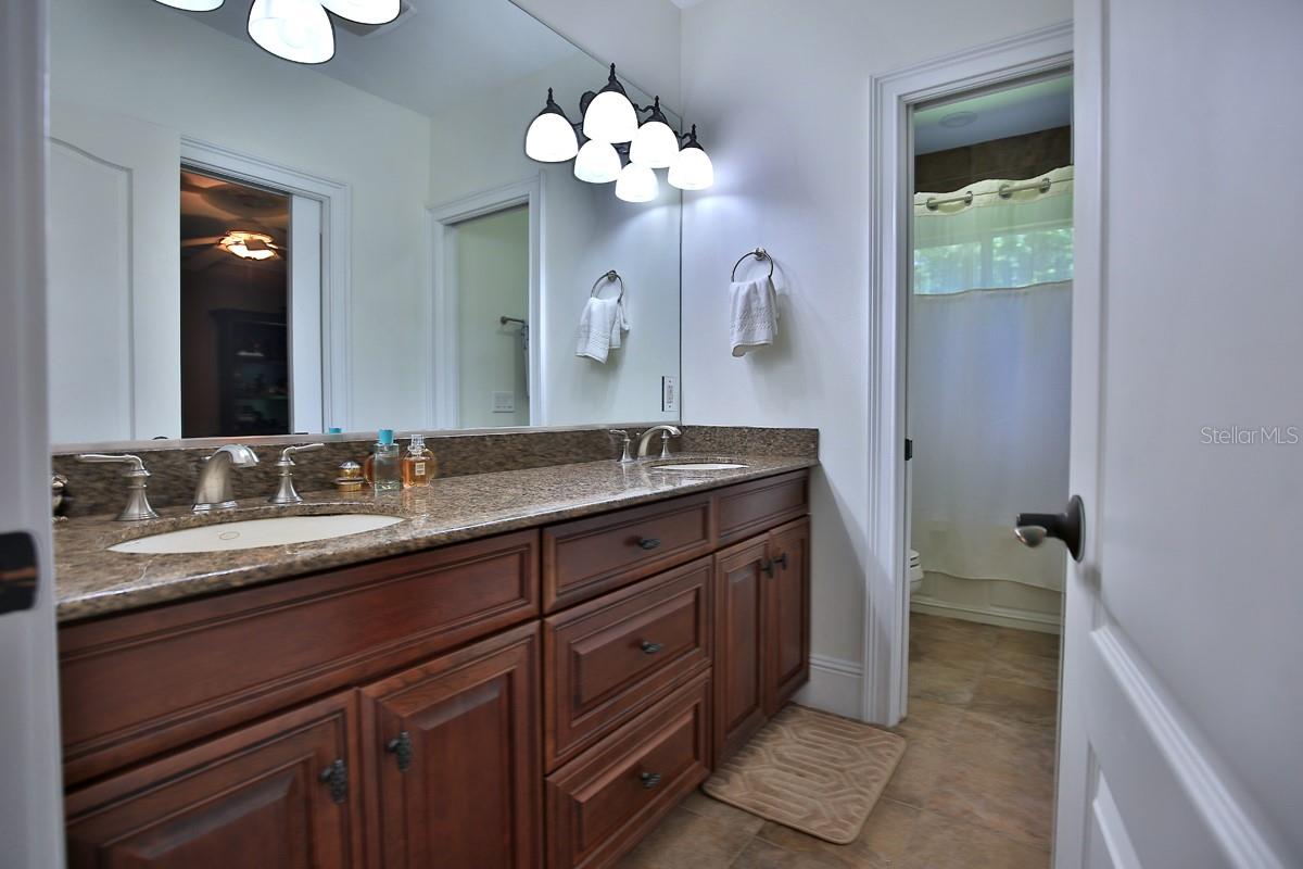 BELLECHASE LAURELS - Residential