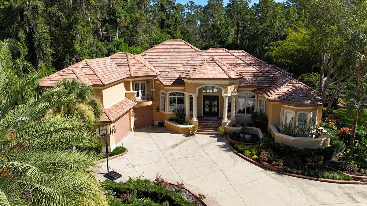 BELLECHASE LAURELS - Residential