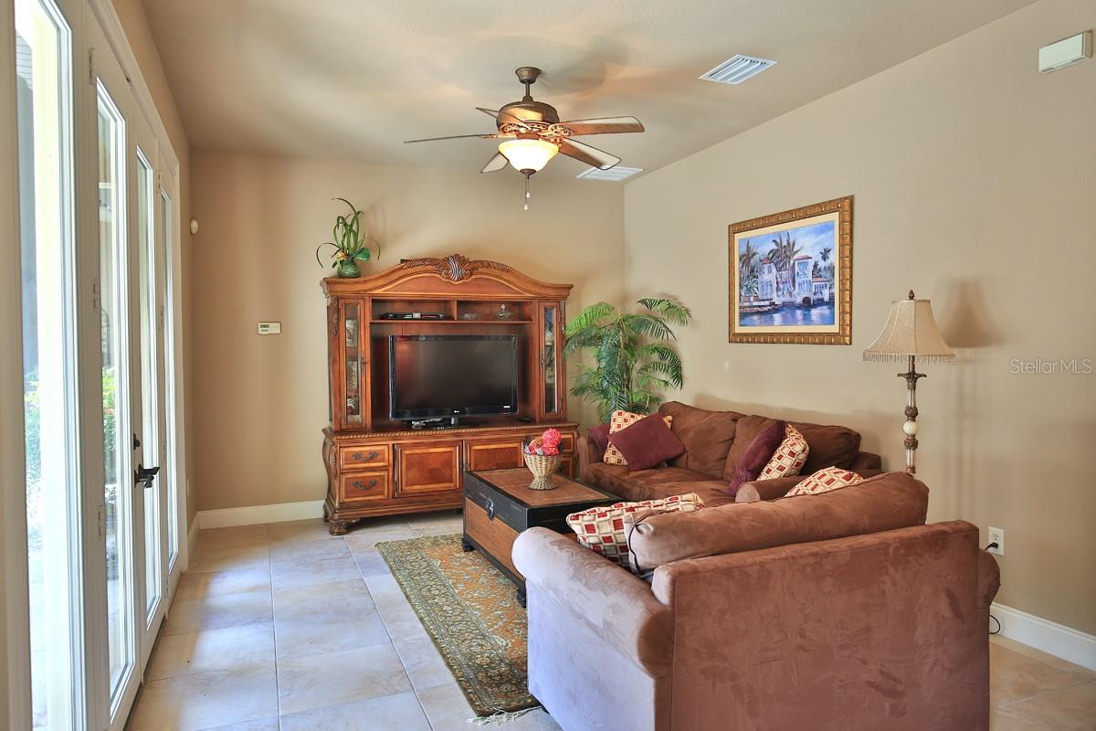 BELLECHASE LAURELS - Residential