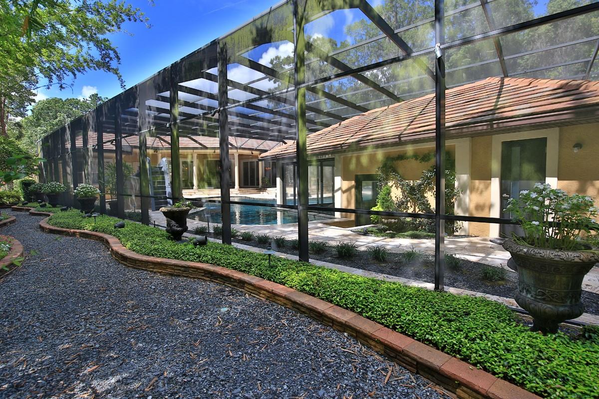 BELLECHASE LAURELS - Residential