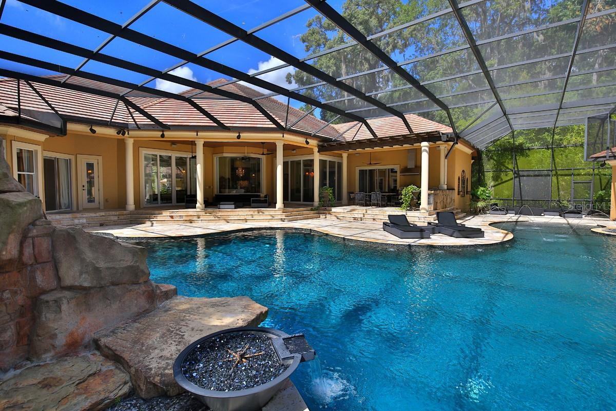 BELLECHASE LAURELS - Residential