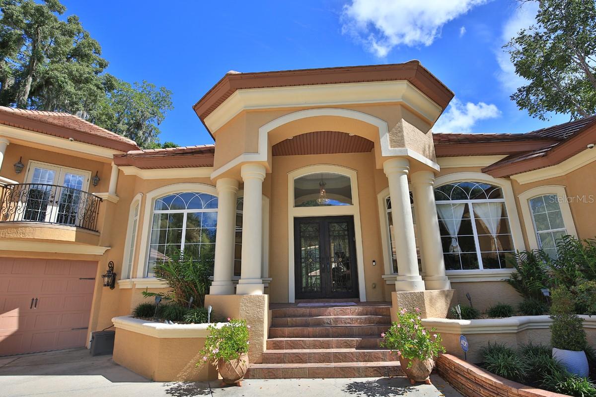 BELLECHASE LAURELS - Residential