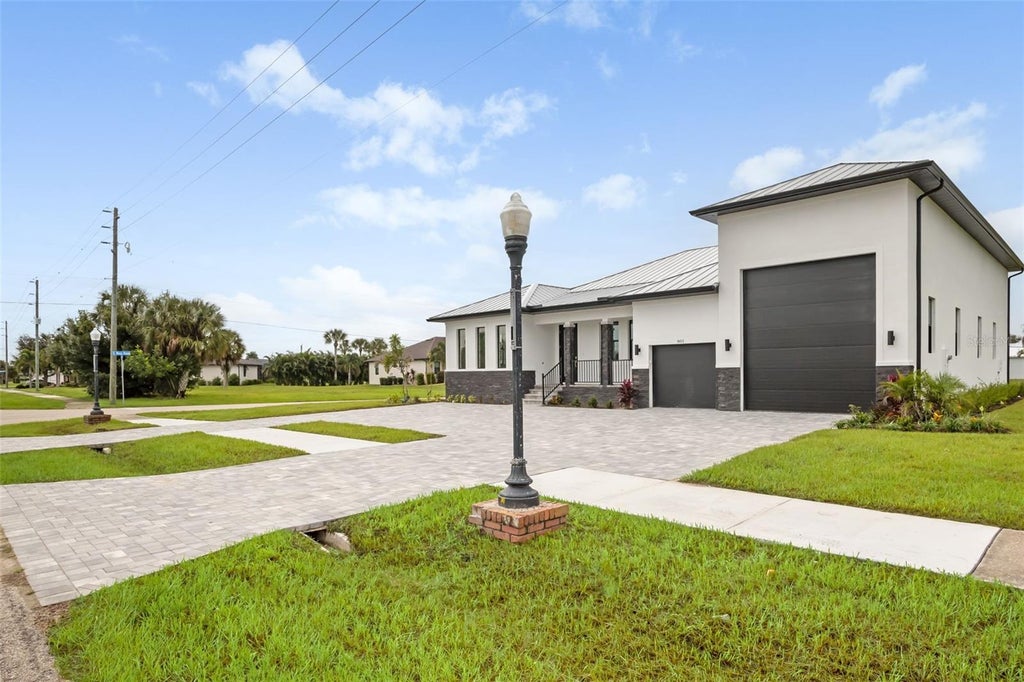 Photo of 801 Royal Poinciana, Punta Gorda, FL 33955 (MLS # A4708406)