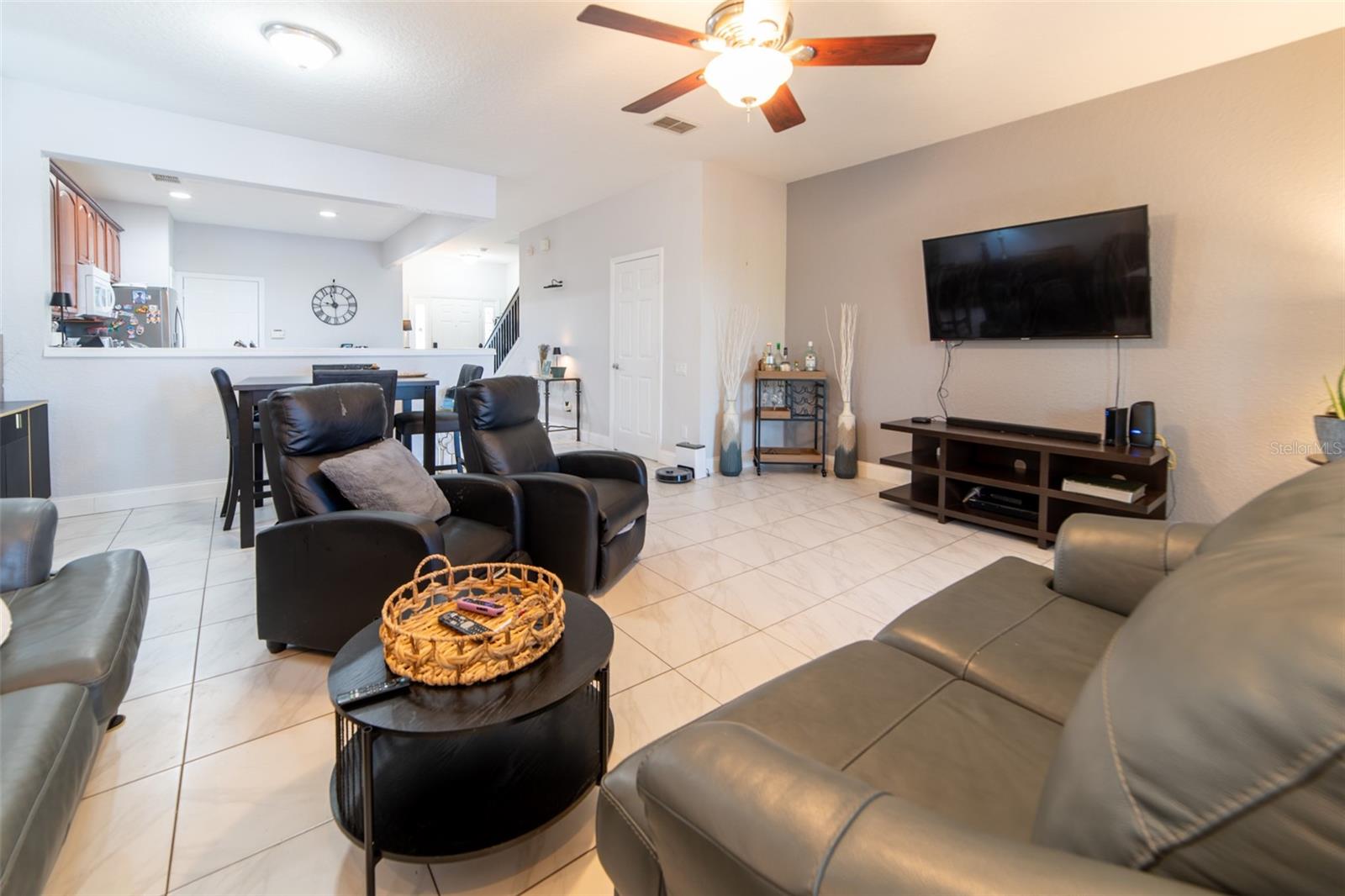 SPRING ISLE - Residential