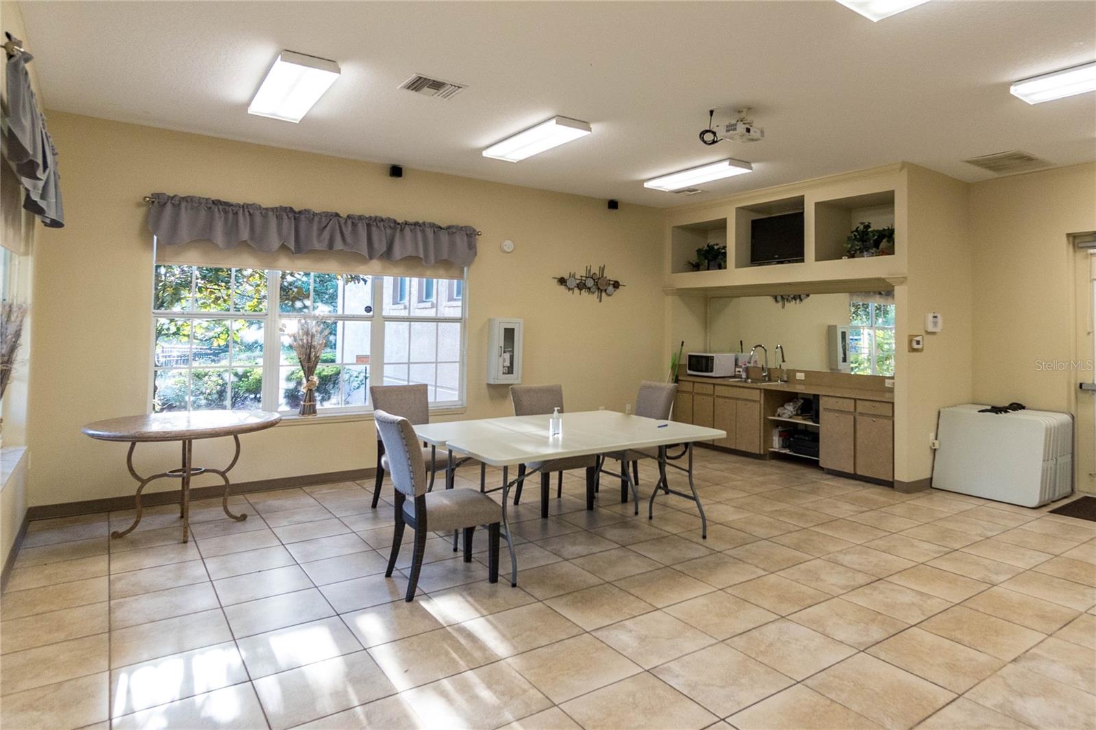 SPRING ISLE - Residential