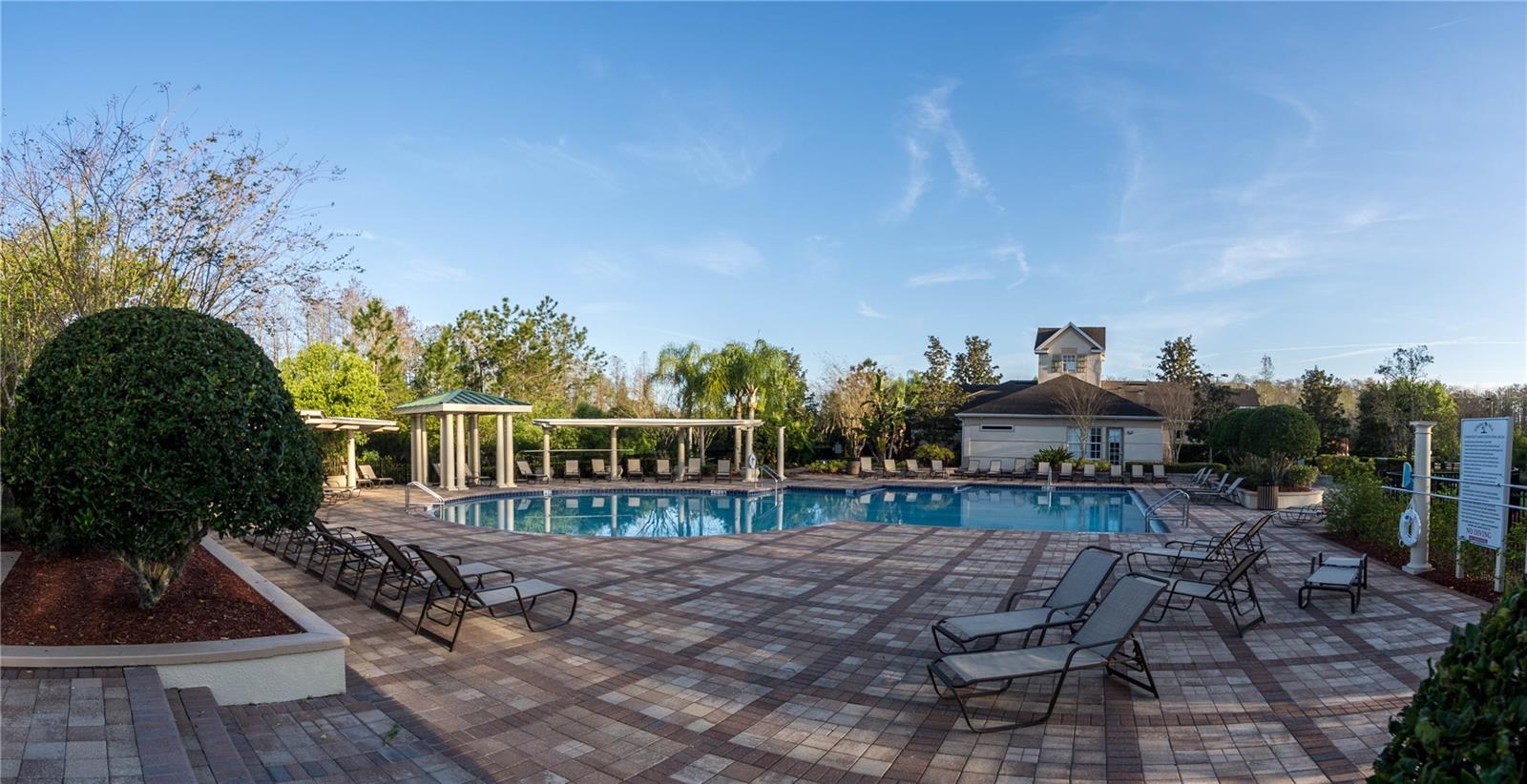 SPRING ISLE - Residential