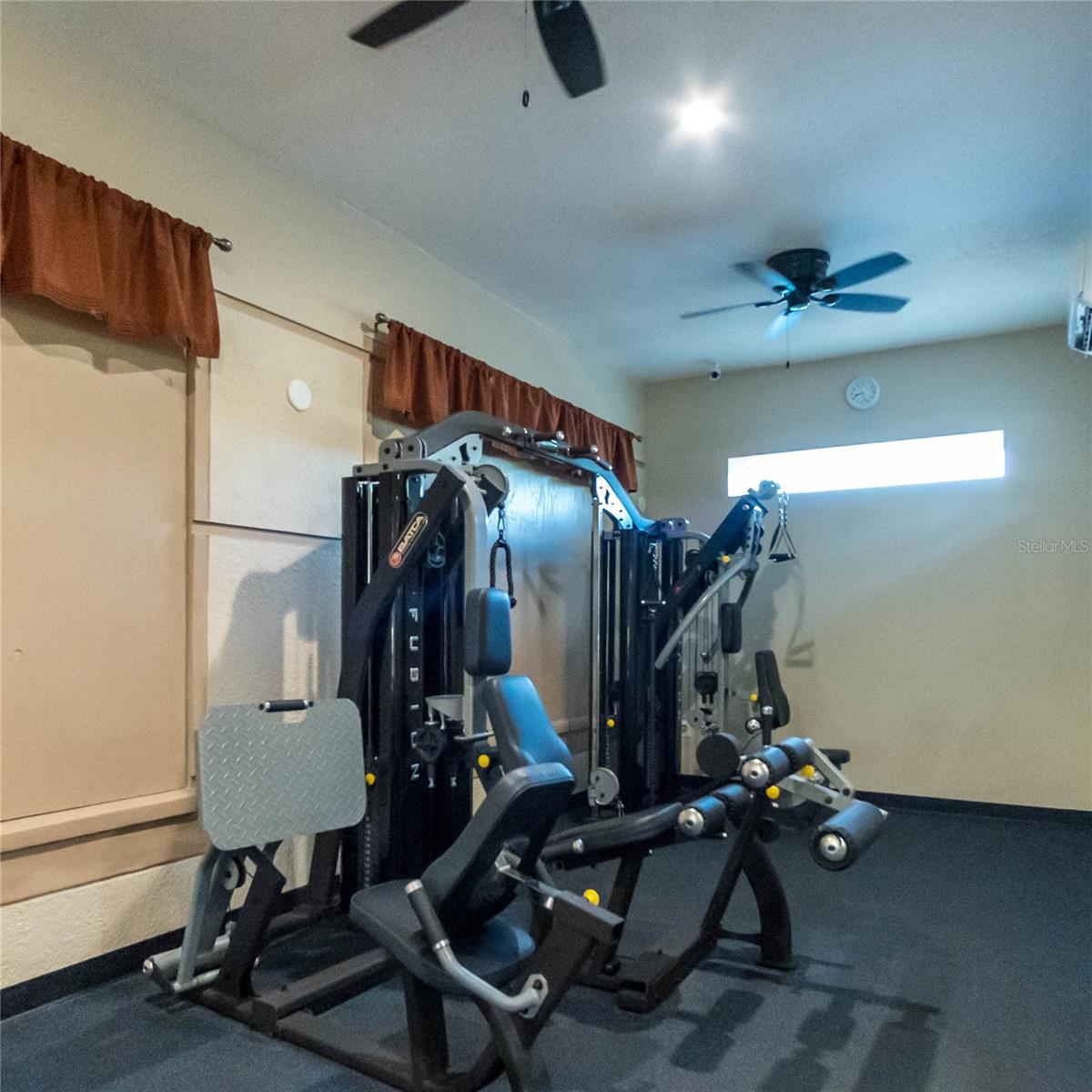 SPRING ISLE - Residential