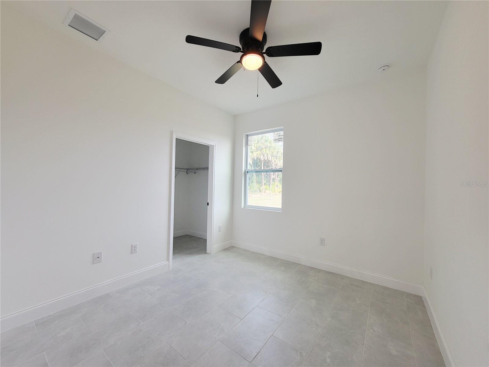 PORT MALABAR UNIT 20 LOT 5 BLK 1021 - Residential