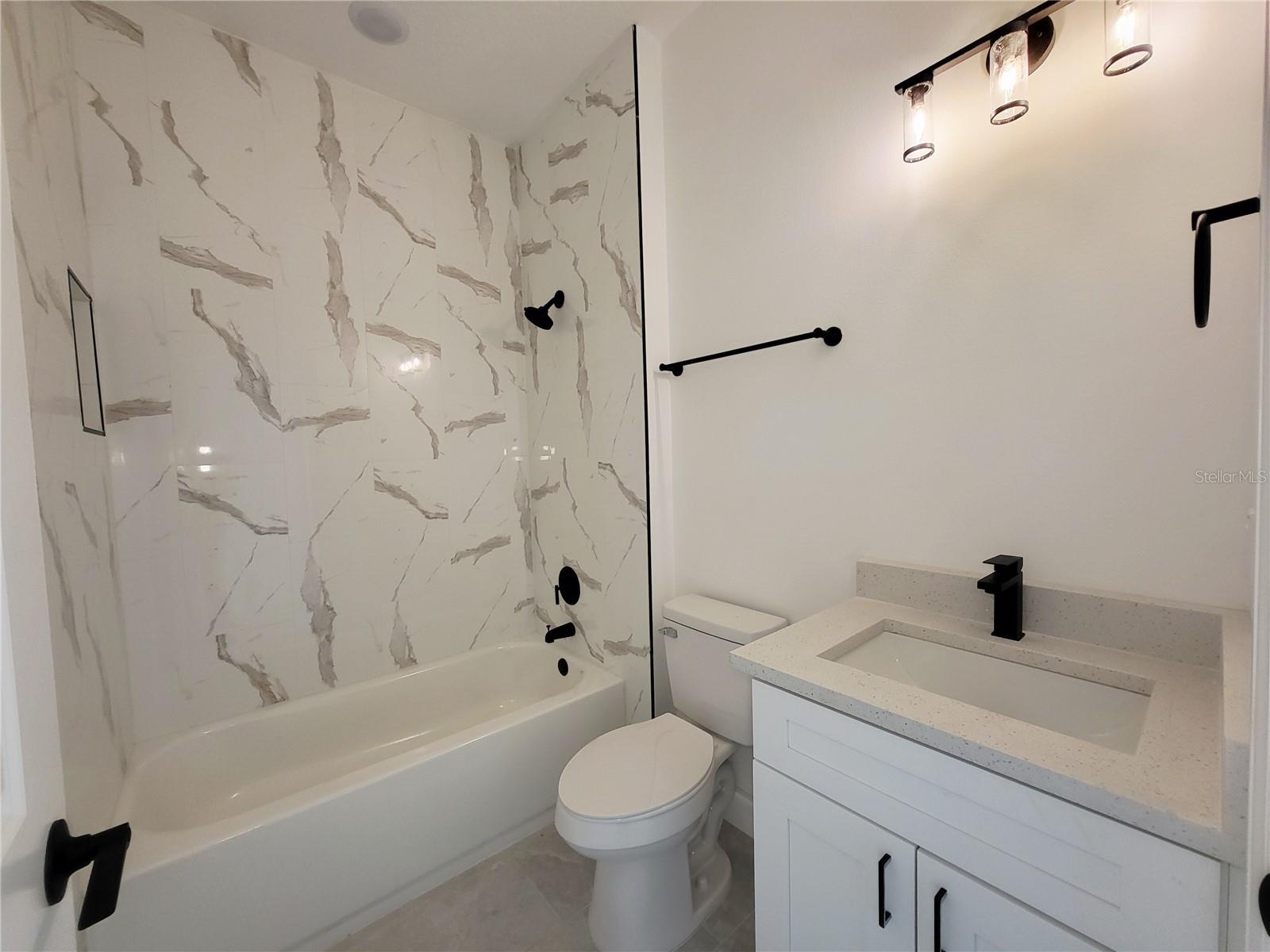 PORT MALABAR UNIT 20 LOT 5 BLK 1021 - Residential
